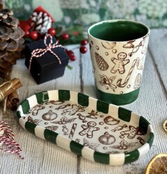 Mesh Stencil Ceramic Mug Col. Gingerman & Ornaments; 30*10 cm - Thumbnail