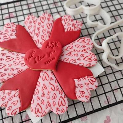 Mesh Stencil Cookie Clay Collection; Heart Markers
