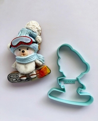 Paku Malzeme - Plastik kalıp Teddy on Skateboard; 10,3*8 cm