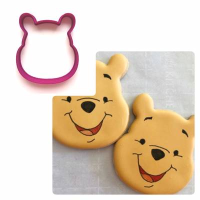 Plastik kalıp Winnie the Pooh; 8,5*7,5 cm