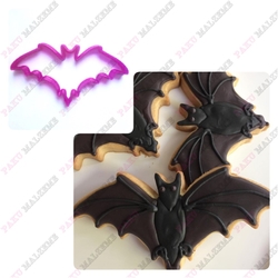 Paku Malzeme - 3D-plastic cutter Halloween Bat; 10*5,2 cm