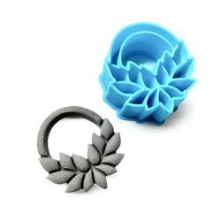 Paku Malzeme - 3D-Plastic mini cutter FLORAL WREATH; 3,5 cms