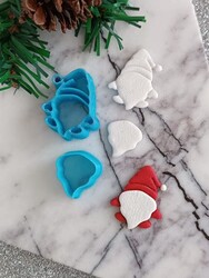 Paku Malzeme - 3D-Plastic mini cutter SANTA/GNOME; 3,5 cms (1)