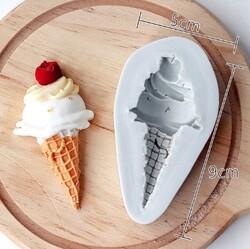 Paku Malzeme - Silicone mold Ice Cream Cone-2; 7,5*3,5 cm