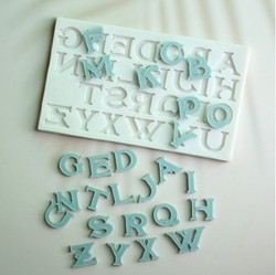 Paku Malzeme - Silicone mold Gothic Alphabet; 16,8*9,8 cm