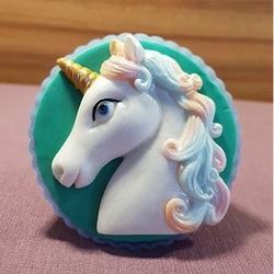 Paku Malzeme - Silikon Unicorn kafası yeni; 6*5,5 cm (1)